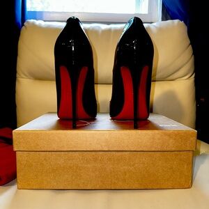 Christian Louboutin — So Kate 120mm